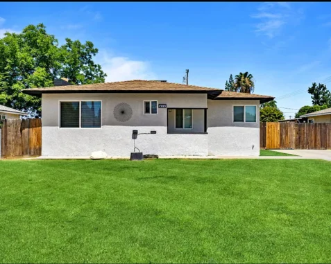 914 W Cambridge Ave, Fresno, CA 93705, USA