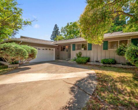 702 Garcia Ave, Roseville, CA 95678