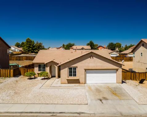 Entire home in Victorville, California, United States