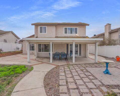 Riverside, CA – 4bd/2.5ba